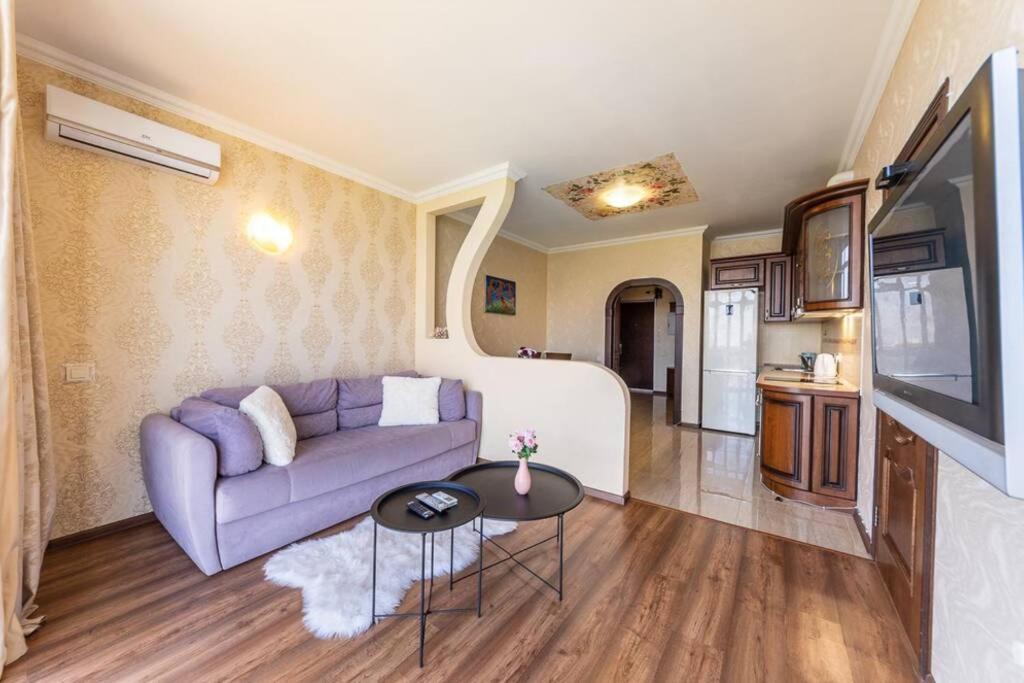 קייב Apartments With Crazy Panoramic View Of The Dniepr מראה חיצוני תמונה